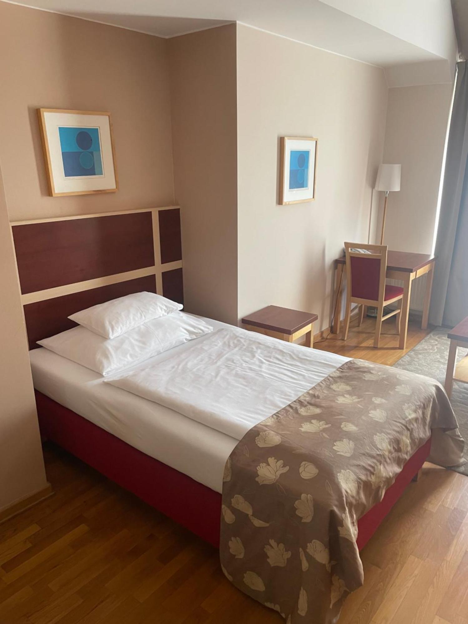 Ea Hotel Julis Praga Exterior foto